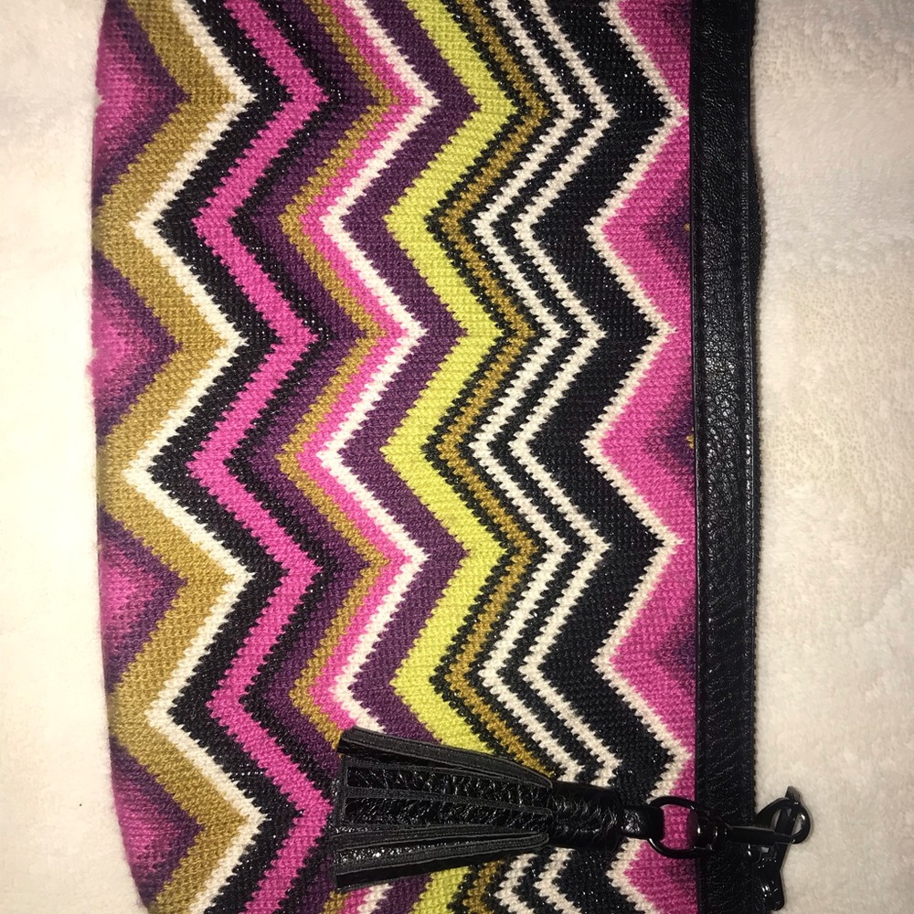 MISSONI Knit Clutch - Picture 6 of 7